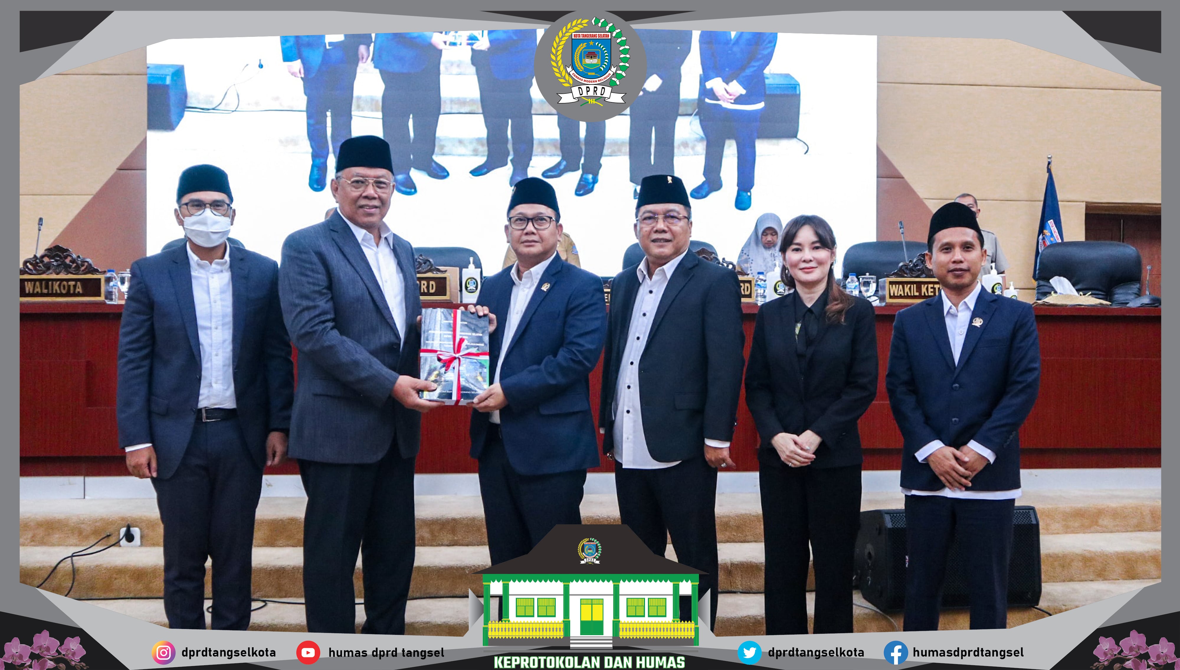 Rapat Paripurna DPRD Kota Tangerang Selatan dengan 4 Agenda
